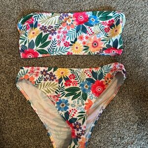 Floral strapless bikini set